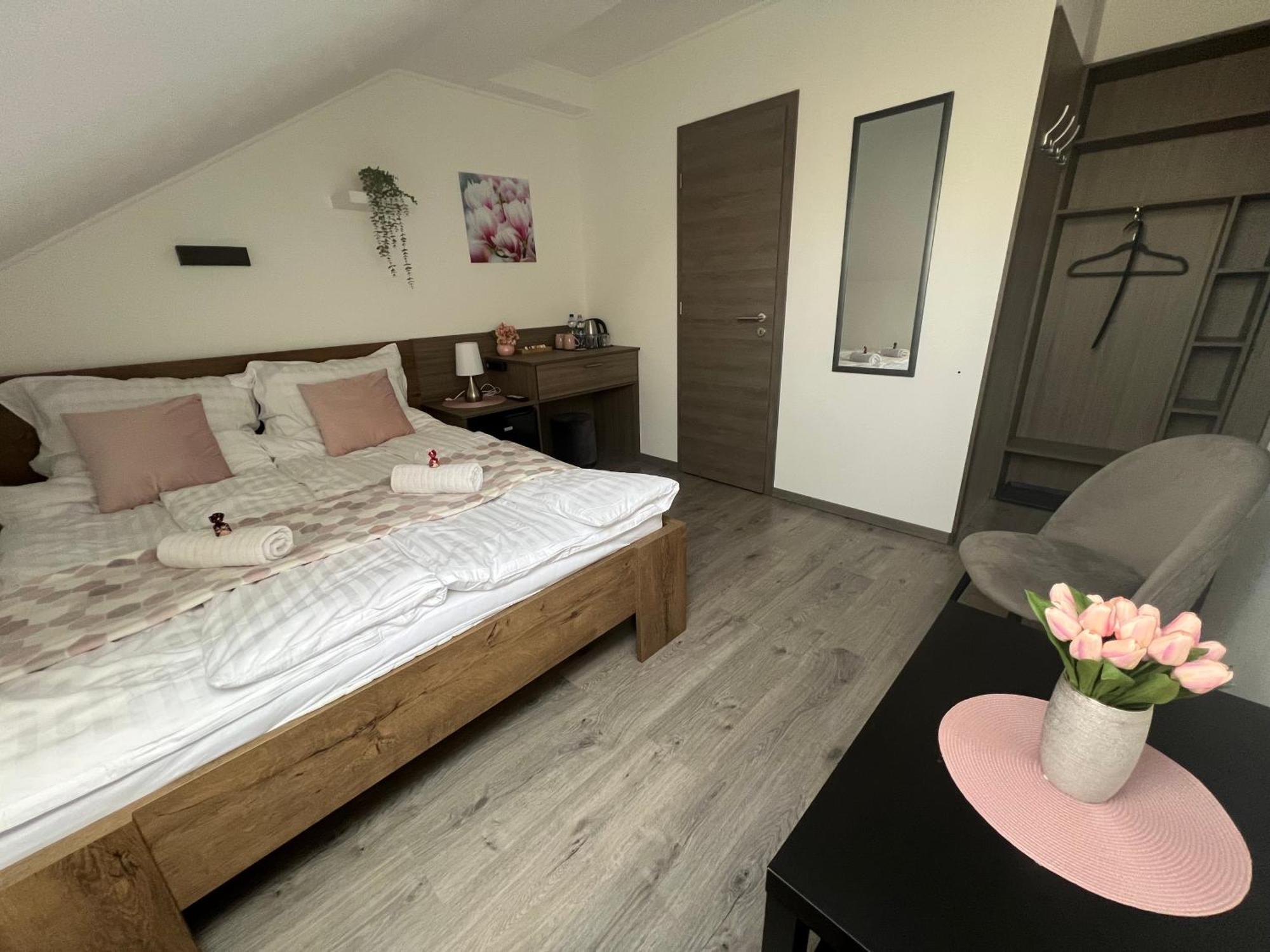 Sophia Apartman Goedoello Godollo Exterior foto